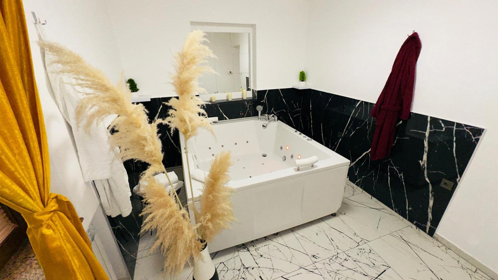 Hedonist Spa Jacuzzi Sarajevo Free Parking المظهر الخارجي الصورة