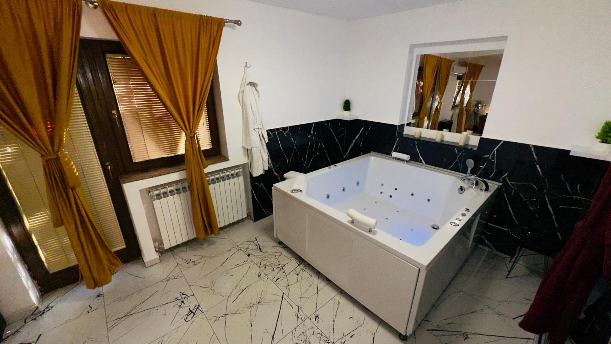 Hedonist Spa Jacuzzi Sarajevo Free Parking المظهر الخارجي الصورة
