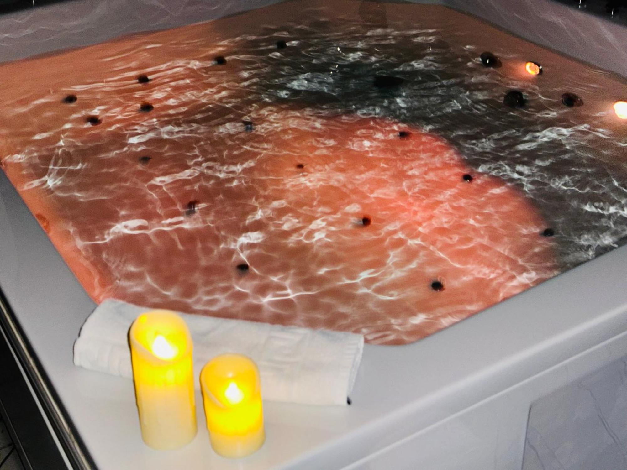 Hedonist Spa Jacuzzi Sarajevo Free Parking المظهر الخارجي الصورة